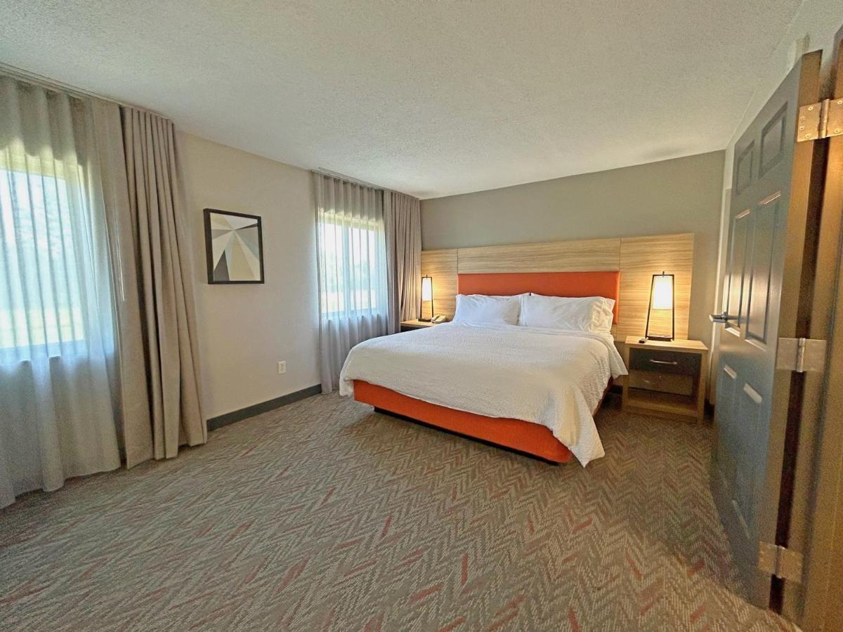 Candlewood Suites Indianapolis Downtown Medical District By Ihg Экстерьер фото